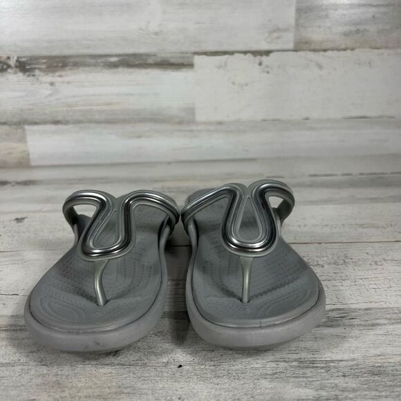 Crocs Sanrah Women's Metal Block Dual Comfort Gray Sandals Size 4 - Picture 4 of 6
